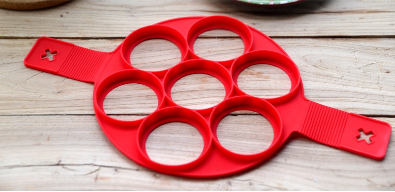 Universal Silicone Egg and Pancake Baking Mold